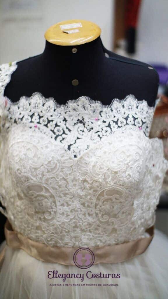 Aumentar ou diminuir decote de vestido de noiva